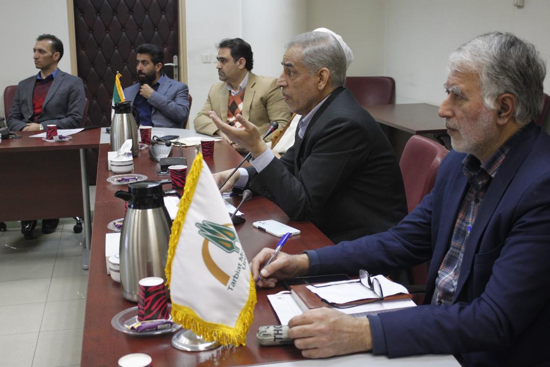  برگزاری نشست هم‌اندیشی استادان پردیس ­کشاورزی با موضوع «بررسی متغیرهای اقتصاد کلان ایران»