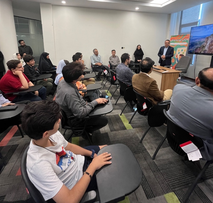 برگزاری مراسم افتتاحیه بوتکمپ کارآفرینی نوجوانان